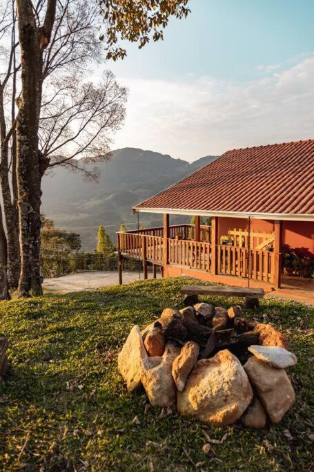 Vila Casa Jequitiba São Bento do Sapucaí Exteriér fotografie